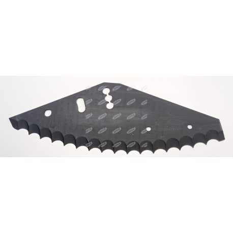 Nóż do paszowozu wzmacniany 535x215x5 średnica otworu 20mm
